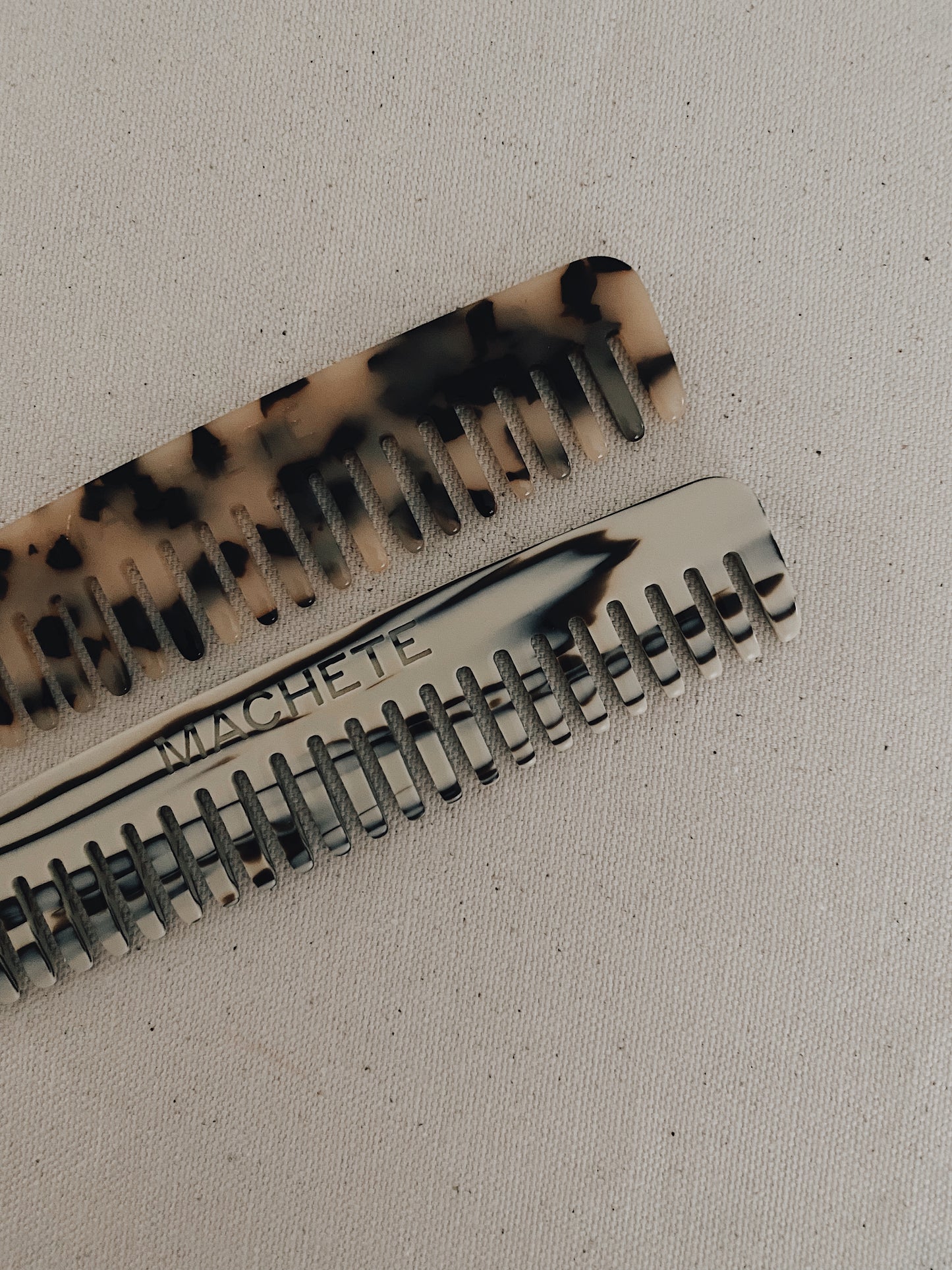 MACHETE No. 3 Comb